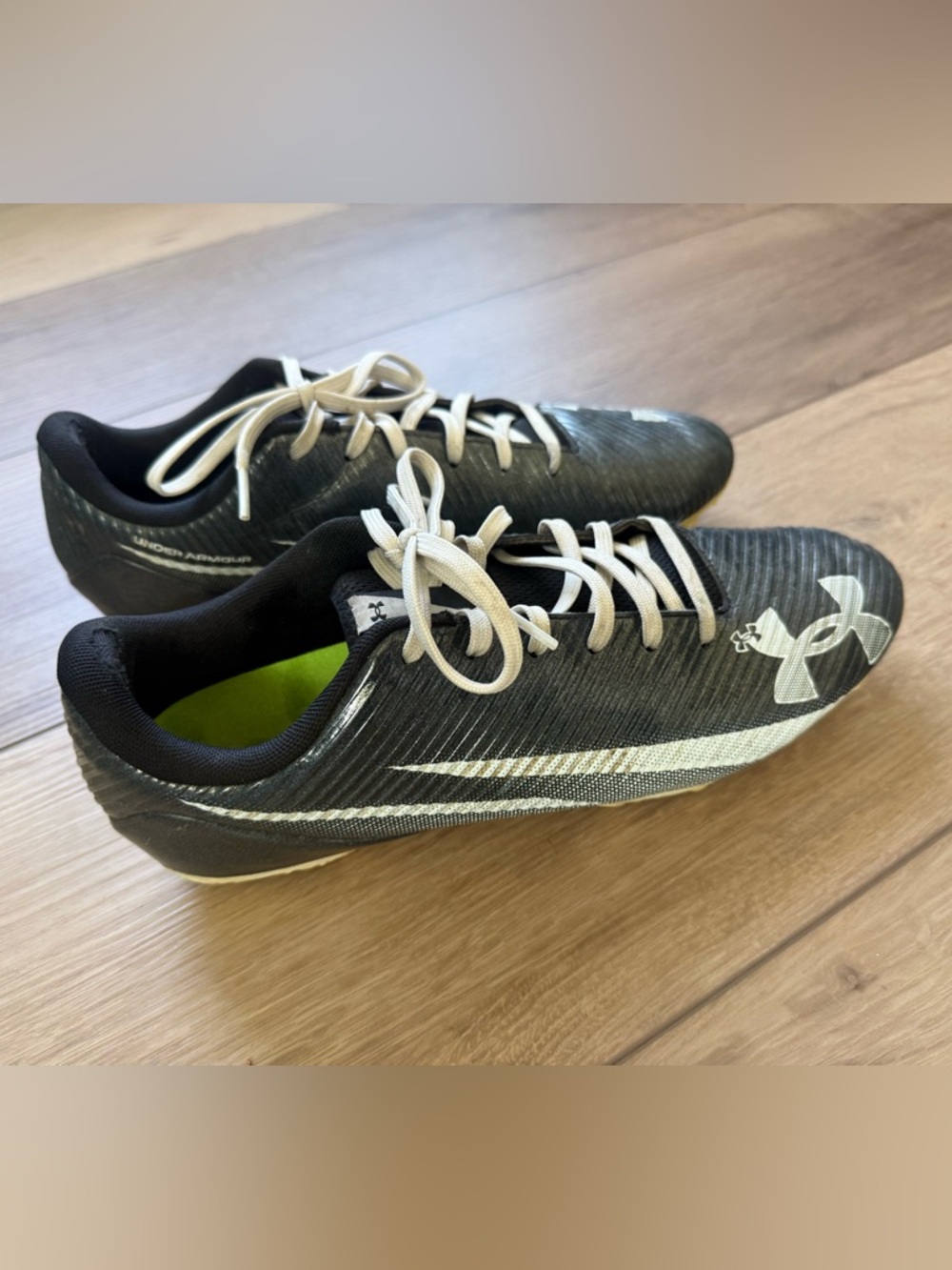 Under Armour Black football cleats with Lime Green Insole